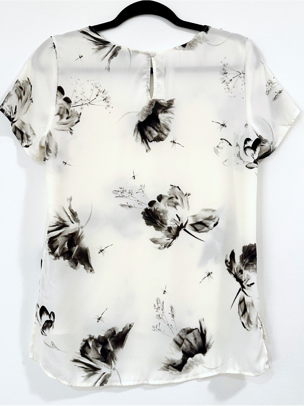 Express Floral Print White Top Size Small - Picture 3 of 5